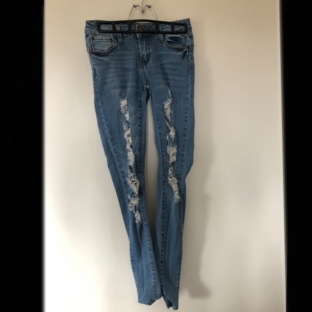 Ripped Bluenotes Jeans